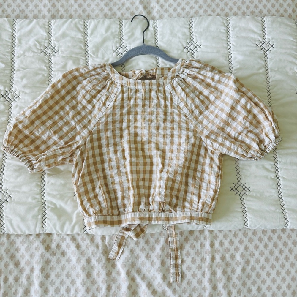 Women’s Gingham Checkered Crop Top - Tan and White. Size XXS.
